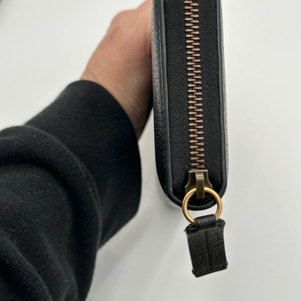 π₯GUCCI ANIMALIER LEATHER ZIP AROUND WALLET π₯FULL INCLUSIONπ₯ - Picture 6 of 14